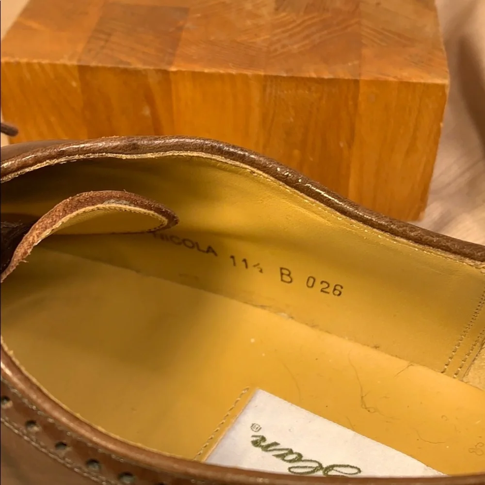 Mezlan leather classic lace up shoes made in Spain
